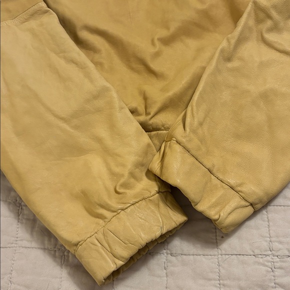 Vintage Marni butter yellow leather jacket - Picture 8 of 10